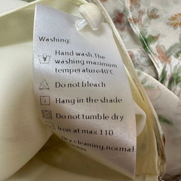 J.ING Floral Asymmetrical Blouse - Picture 5 of 6